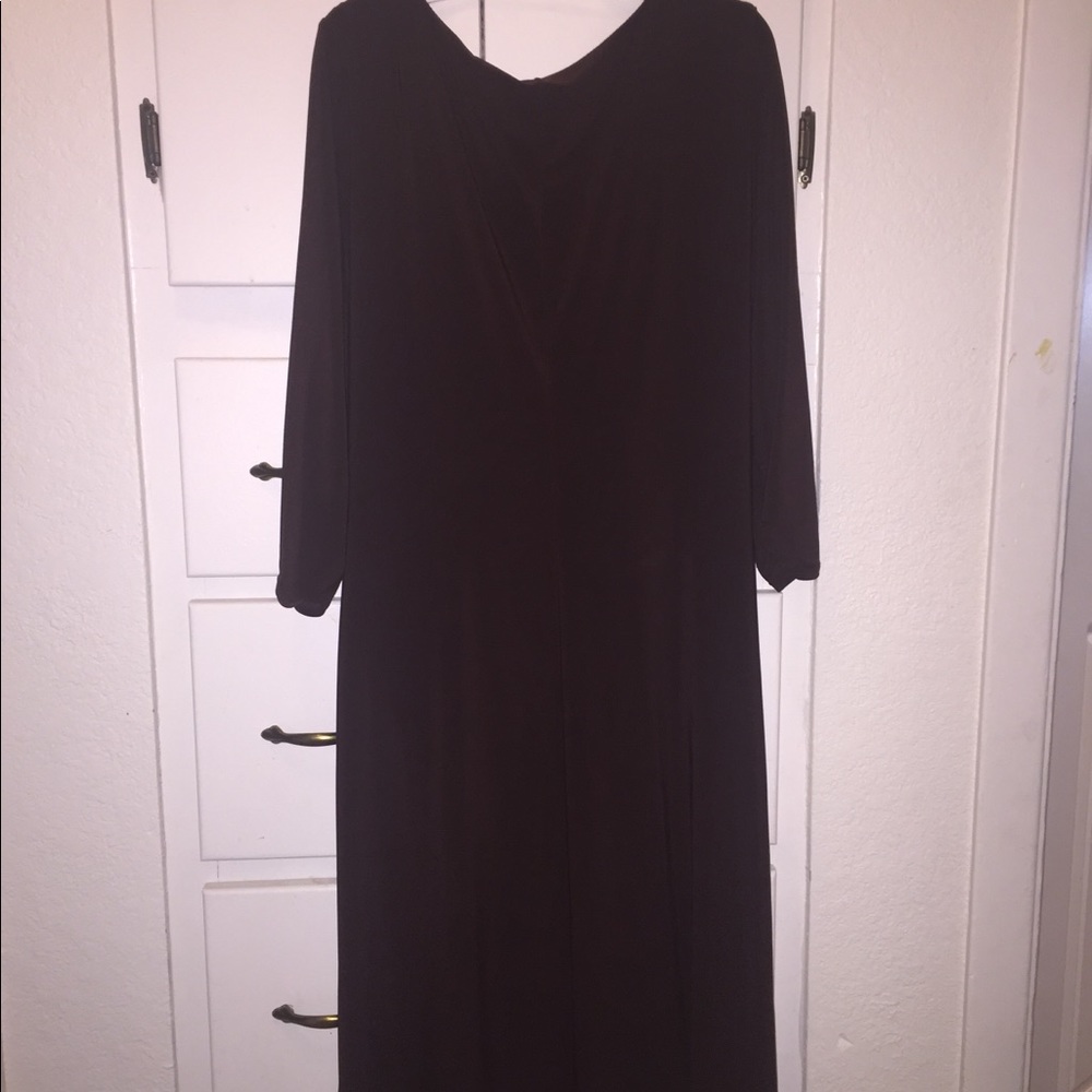 Dress - Picture 2 of 3